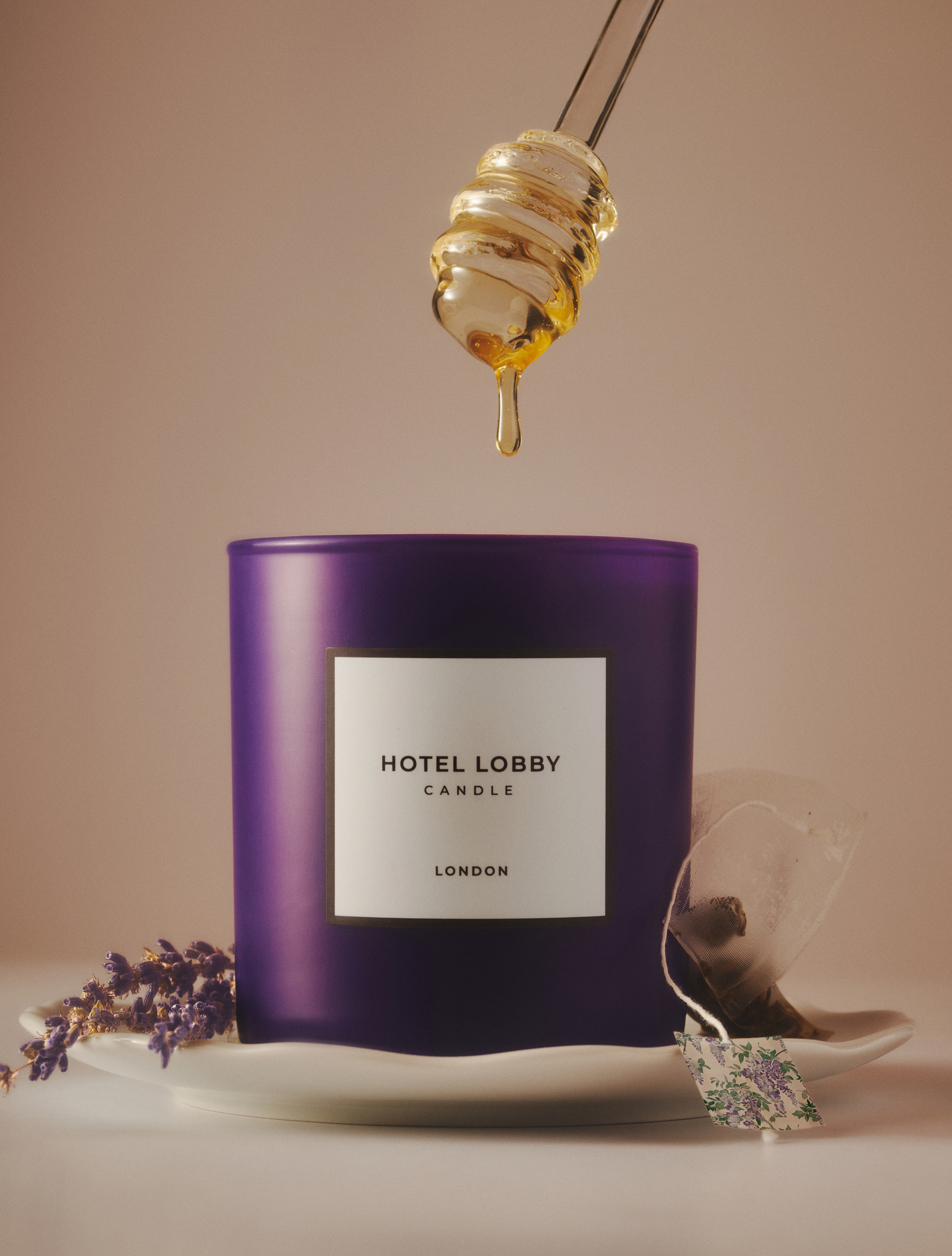 London - Luxury Soy Lavender Candle - 9.75 oz