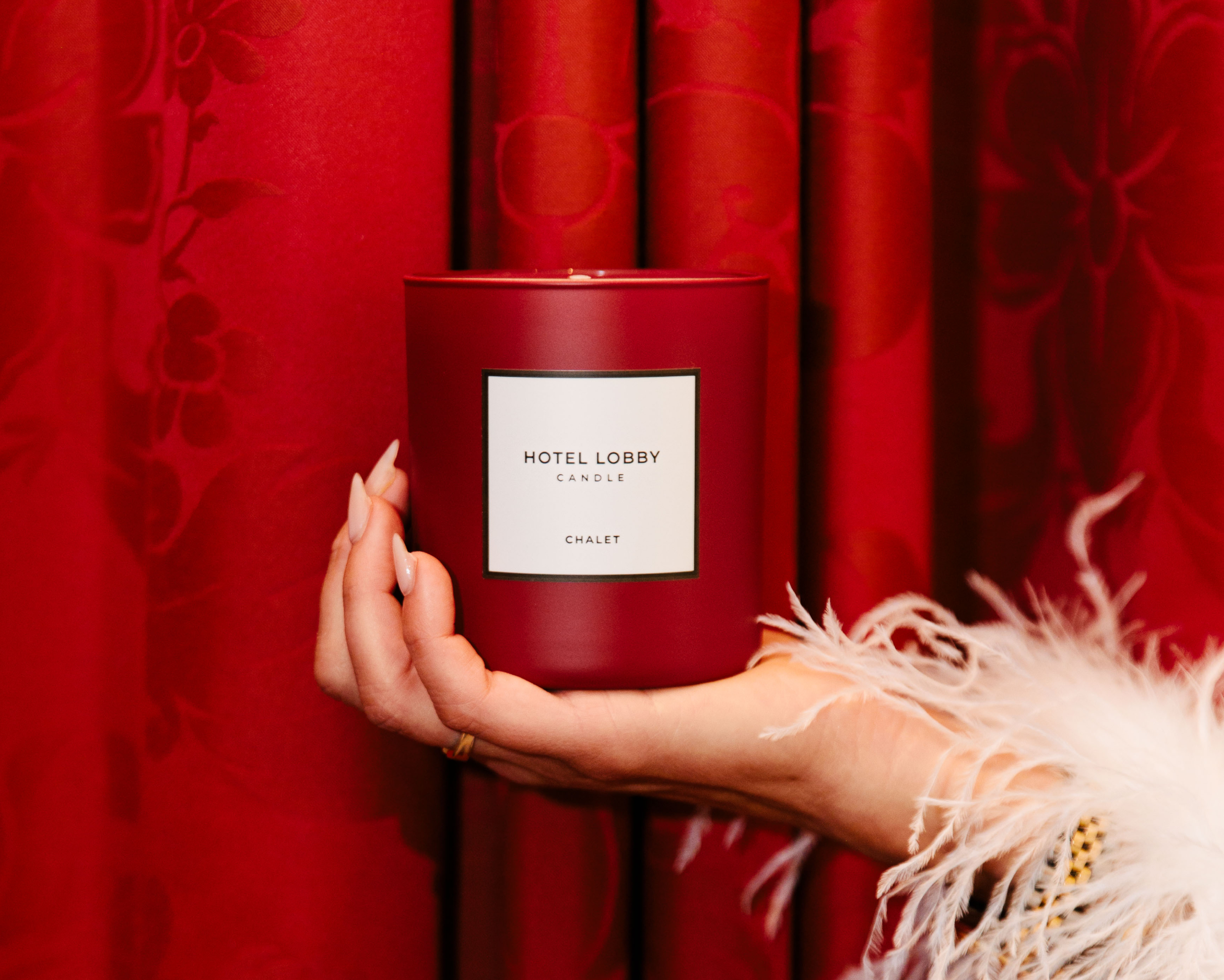 Chalet - Luxury Soy  Candle - Faire Exclusive - 9.75 oz