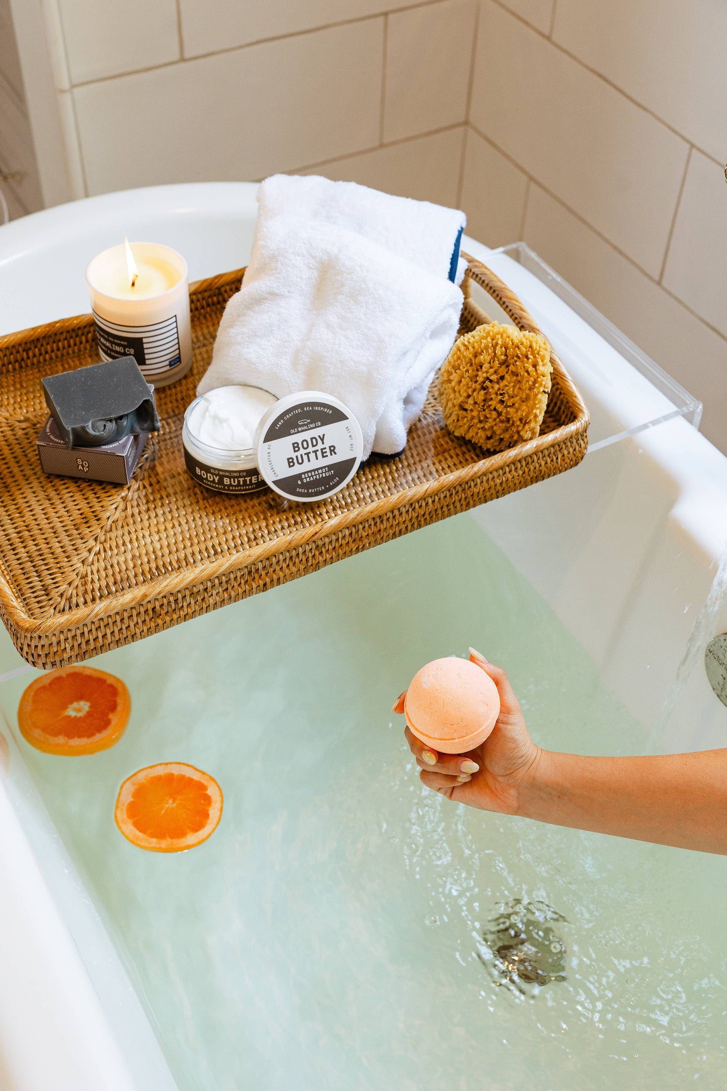 Bergamot &amp; Grapefruit Bath Bomb