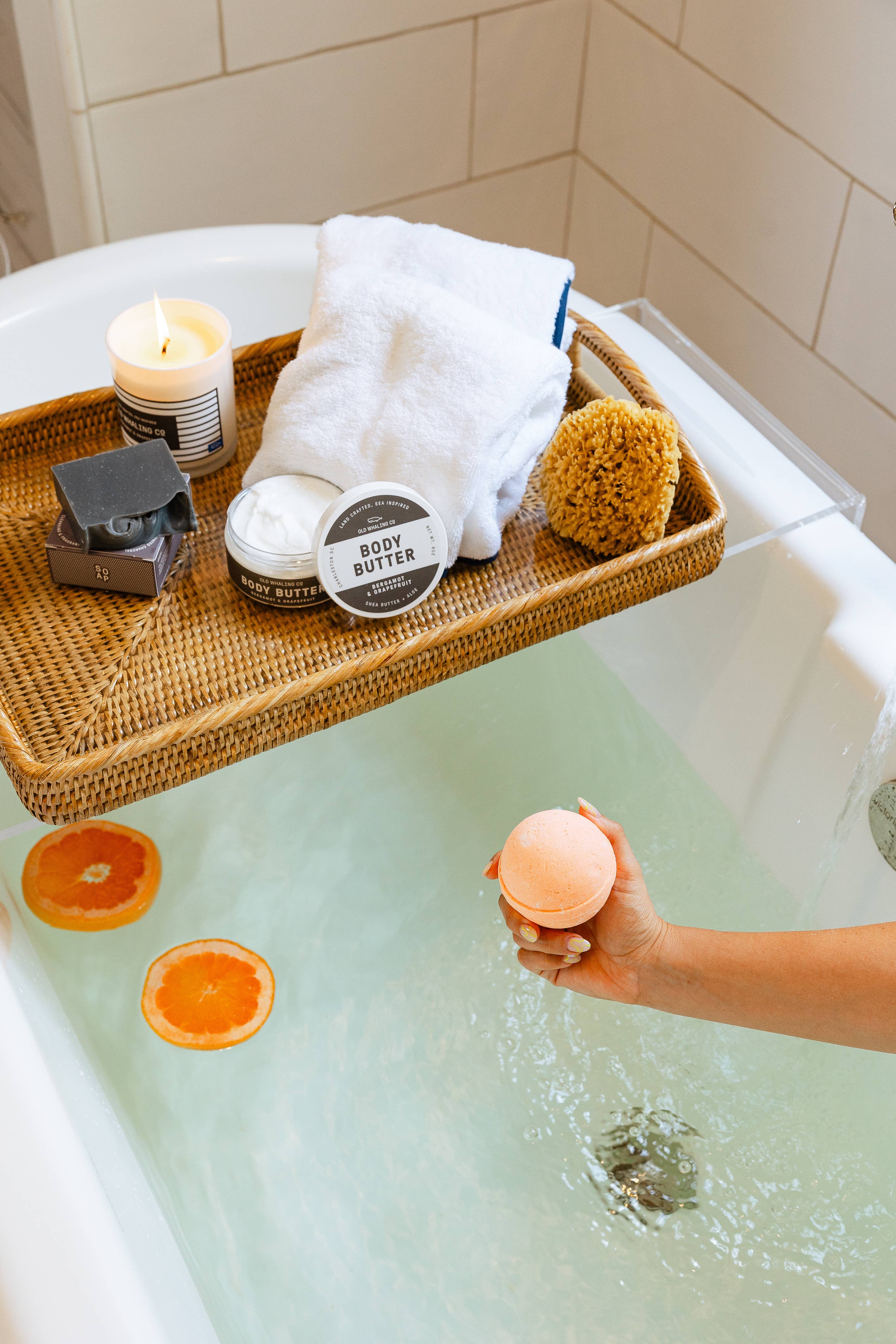 Bergamot &amp; Grapefruit Bath Bomb